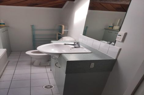 Photo of property in Metro Apartments, 22/220 Thorndon Quay, Pipitea, Wellington, 6011