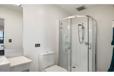 Photo of property in 16 Warhorse Gate, Halswell, Christchurch, 8025