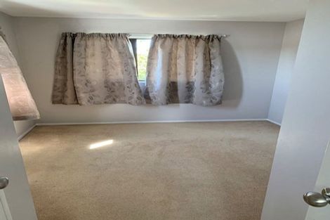 Photo of property in 32 Sycamore Drive, Sunnynook, Auckland, 0620