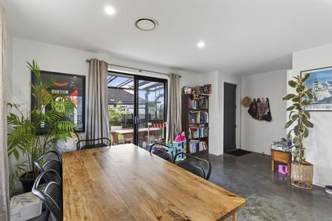 Photo of property in 261a Frankley Road, Ferndale, New Plymouth, 4310