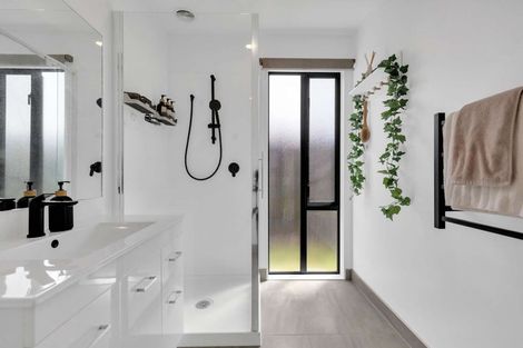 Photo of property in 17 Hirere Street, Te Kauwhata, 3710