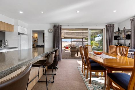 Photo of property in 2 Keene Drive, Bell Block, New Plymouth, 4312