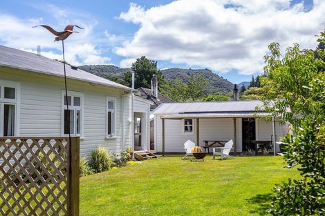 Photo of property in 29 Revans Street, Featherston, 5710
