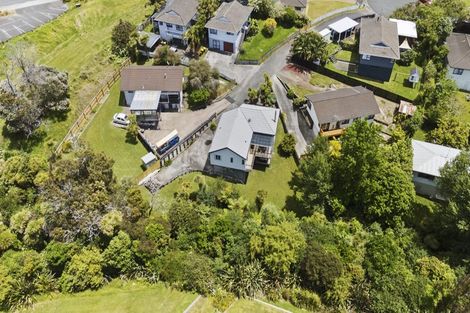 Photo of property in 16 Landsdale Place, Massey, Auckland, 0614