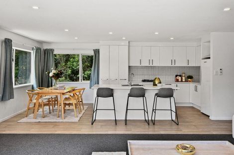 Photo of property in 23a Lane Road, Weymouth, Auckland, 2103