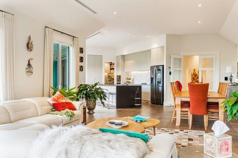 Photo of property in 13 Myra Evelyn Grove, Dairy Flat, Albany, 0792