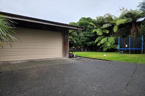 Photo of property in 24 Arden Place, Oakura, 4314