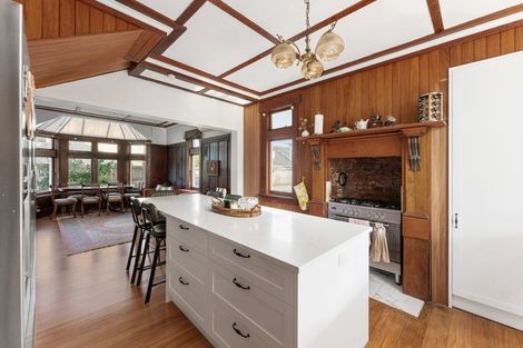 Photo of property in 68 Whiteley Street, Moturoa, New Plymouth, 4310