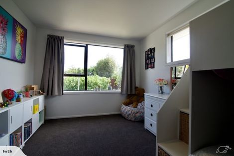 Photo of property in 30 Laing Crescent, Heathcote Valley, Christchurch, 8022