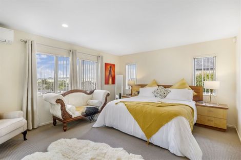 Photo of property in 30 Bellagio Way, Flat Bush, Auckland, 2019