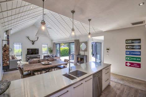 Photo of property in 2a Niger Street, Wanaka, 9305