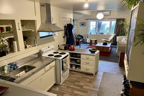 Photo of property in 251 The Terrace, Te Aro, Wellington, 6011