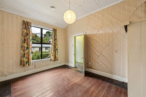 Photo of property in 8 Kellas Street, Macandrew Bay, Dunedin, 9014