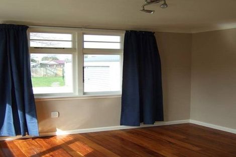 Photo of property in 70 Bassett Street, Burwood, Christchurch, 8083