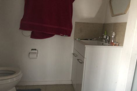 Photo of property in 67 Forrest Hill Road, Milford, Auckland, 0620