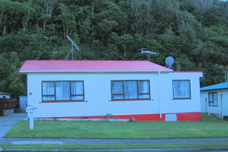 Photo of property in 86 Rangituhi Crescent, Takapuwahia, Porirua, 5022