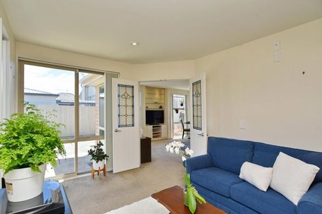 Photo of property in 1/38 Sawyers Arms Road, Northcote, Christchurch, 8052