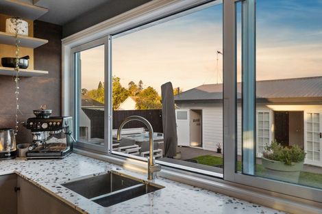 Photo of property in 194 Edgecumbe Road, Tauranga South, Tauranga, 3112