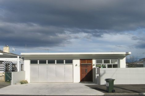 Photo of property in 120 Charles Street, Westshore, Napier, 4110