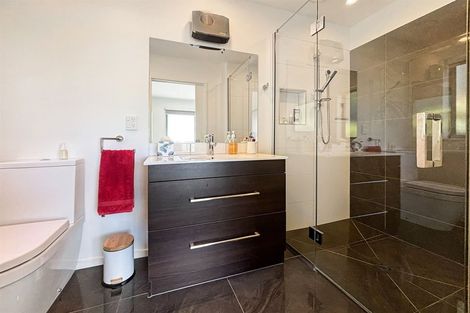 Photo of property in 31 Soleares Avenue, Mount Pleasant, Christchurch, 8081