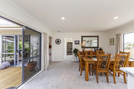 Photo of property in 5 Windsor Street, Terrace End, Palmerston North, 4410