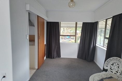 Photo of property in 27 Kamo Road, Regent, Whangarei, 0112