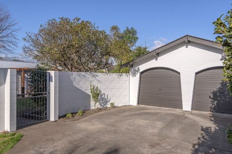 Photo of property in 43 Sarabande Avenue, Redwood, Christchurch, 8051