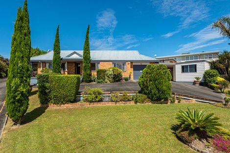 Photo of property in 35 Yorke Road, Haruru, 0204