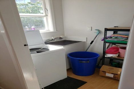 Photo of property in 17g Albert Street, Palmerston North, 4414