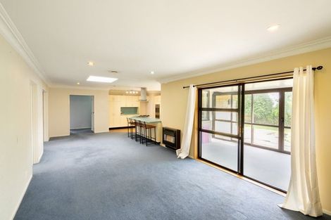 Photo of property in 63 Clifton Terrace, Fitzherbert, Palmerston North, 4410