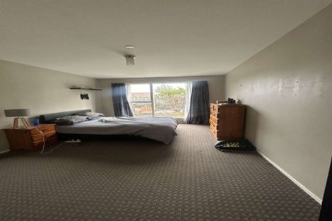 Photo of property in 2/23 Branksome Place, Parklands, Christchurch, 8083