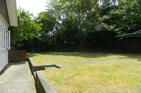 Photo of property in 5 Huia Street, Tawa, Wellington, 5028