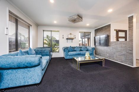 Photo of property in 54 Cyclamen Road, Mangere, Auckland, 2022