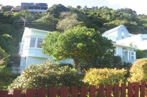 Photo of property in 11 Kaitawa Road, York Bay, Lower Hutt, 5013