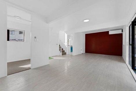Photo of property in 11/19a Gray Avenue, Mangere East, Auckland, 2024