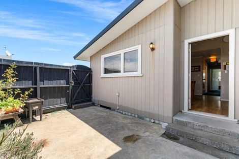 Photo of property in 6 Mardi Place, Mount Maunganui, 3116