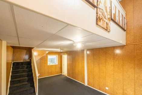 Photo of property in 60 Collins Street, Hawera, 4610