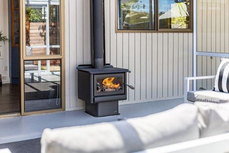 Photo of property in 31 Longitude Place, Whitby, Porirua, 5024