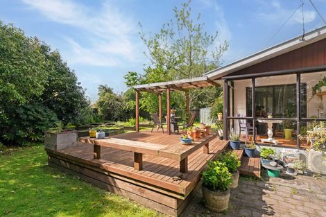 Photo of property in 9 Loasby Place, Greytown, 5712