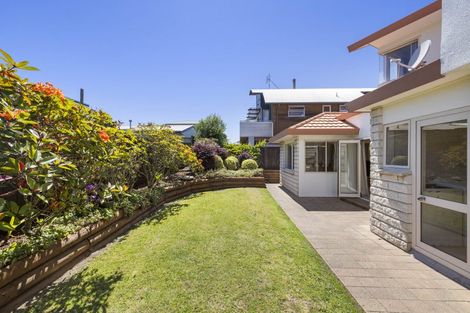 Photo of property in 1 Tui Street, Mount Maunganui, 3116