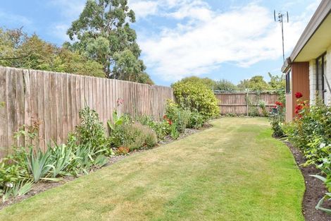 Photo of property in 2/39 Marlene Street, Casebrook, Christchurch, 8051