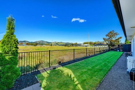 Photo of property in 19 Old Red Barn Road, Halswell, Christchurch, 8025