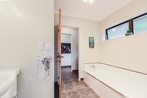 Photo of property in 16 Barrington Place, Richmond, 7020