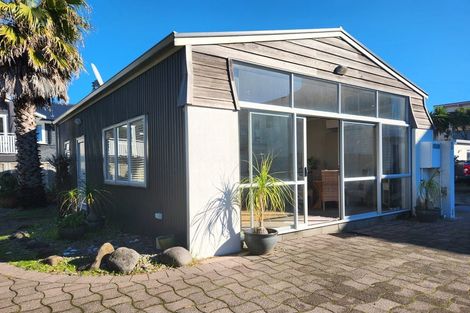 Photo of property in 379a Oceanbeach Road, Mount Maunganui, 3116