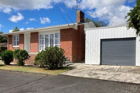 Photo of property in 1/5b Mcintyre Road, Mangere Bridge, Auckland, 2022