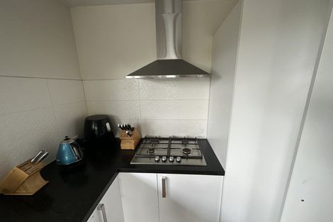 Photo of property in 158 Carlisle Road, Northcross, Auckland, 0632