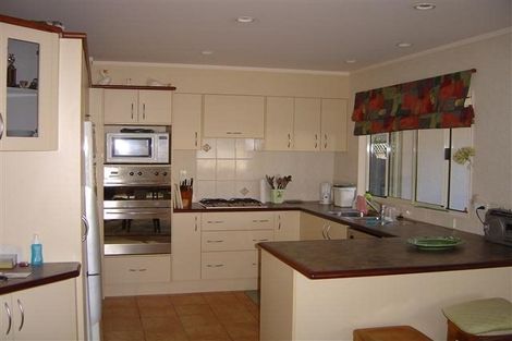 Photo of property in 12a Chatsfield Place, Te Kamo, Whangarei, 0112