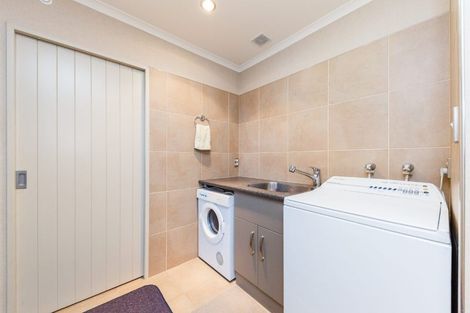 Photo of property in 12 Rodeo Drive, Kelvin Grove, Palmerston North, 4414