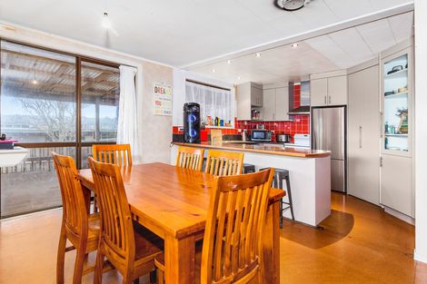 Photo of property in 2 Turner Drive, Western Heights, Rotorua, 3015