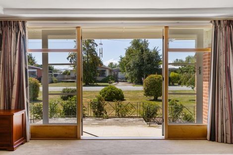 Photo of property in 24 Fraser Avenue, Ranfurly, 9332